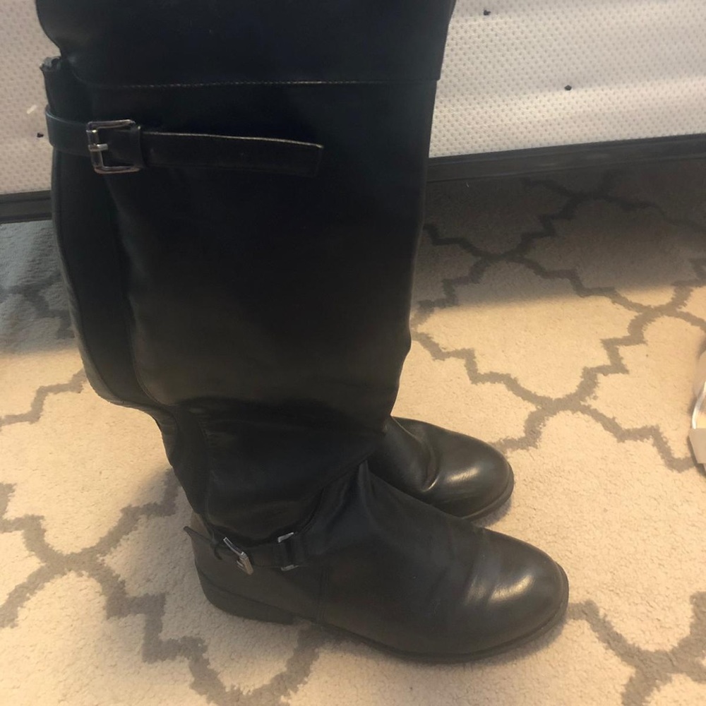 Black boots. Size 9